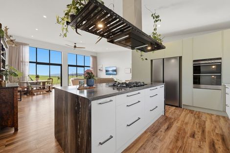 Photo of property in 206 Baker Road, Berwick Forest, Outram, 9073