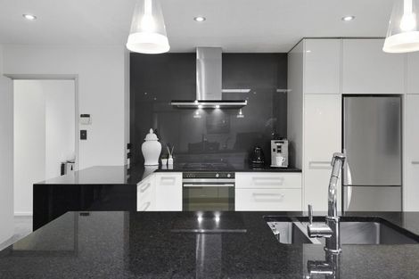 Photo of property in 71 Westlake Drive, Halswell, Christchurch, 8025