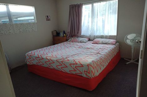 Photo of property in 5 Southview Place, Wattle Downs, Auckland, 2102