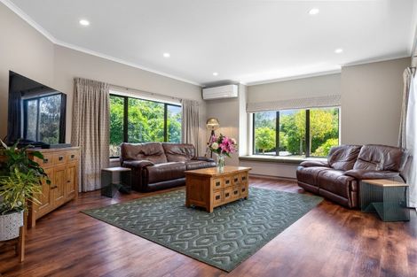 Photo of property in 59 Dalmore Way, Acacia Bay, Taupo, 3385