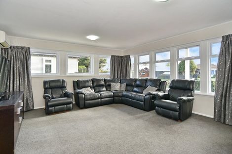 Photo of property in 30 Corson Avenue, Beckenham, Christchurch, 8023