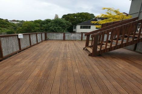 Photo of property in 701a Beach Road, Rothesay Bay, Auckland, 0630
