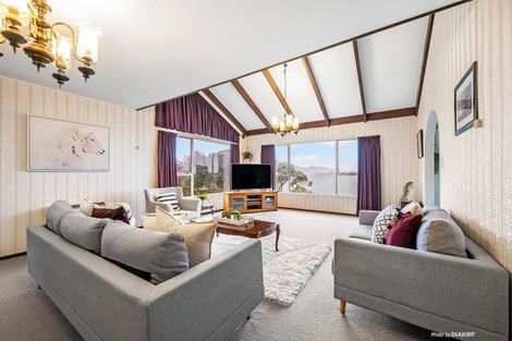 Photo of property in 18 Rajkot Terrace, Broadmeadows, Wellington, 6035