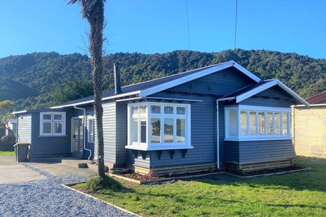 Photo of property in 119 Bright Street, Cobden, Greymouth, 7802
