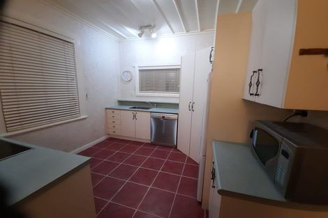 Photo of property in 84 Shakespeare Road, Bluff Hill, Napier, 4110