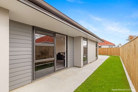 Photo of property in 17a Queenwood Road, Levin, 5510