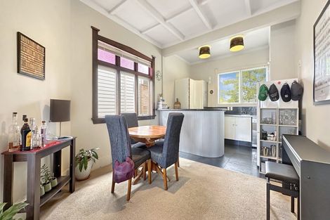 Photo of property in 52 Formby Avenue, Point Chevalier, Auckland, 1022