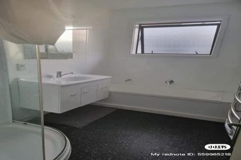 Photo of property in 4 Oakfield Street, Burnside, Christchurch, 8053