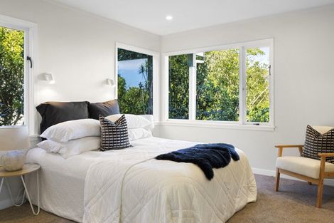 Photo of property in 7 Westhill Road, Point Howard, Lower Hutt, 5013