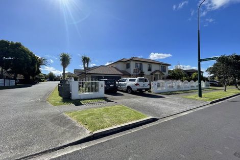 Photo of property in 69 Wayne Francis Drive, Flat Bush, Auckland, 2016