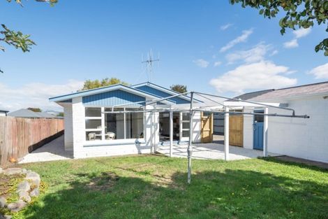Photo of property in 3 Palmers Road, New Brighton, Christchurch, 8083