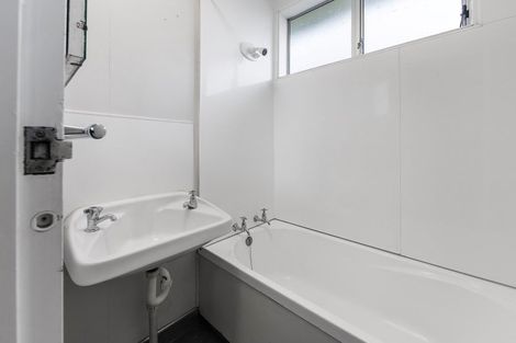 Photo of property in 1/24 Stapletons Road, Richmond, Christchurch, 8013