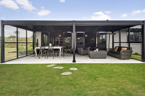 Photo of property in 10 Tari Road, Pukeatua, 3880