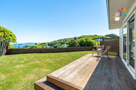 Photo of property in 11 Jasmine Grove, Maungaraki, Lower Hutt, 5010