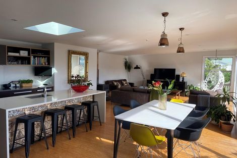 Photo of property in 135 Volga Street, Island Bay, Wellington, 6023