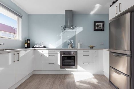 Photo of property in 62b Middle Road, Havelock North, 4130