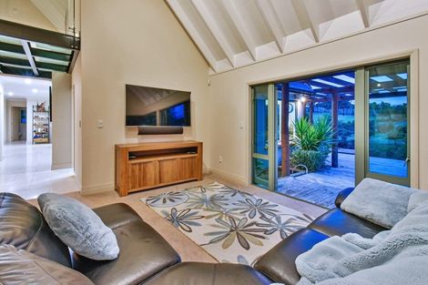 Photo of property in 333 Tuhimata Road, Paerata, Drury, 2578