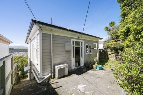 Photo of property in 55 Central Terrace, Kelburn, Wellington, 6012