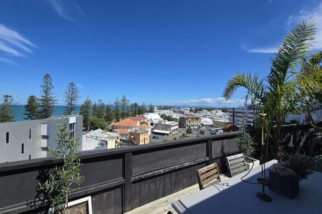 Photo of property in 4 Seaview Terrace, Bluff Hill, Napier, 4110