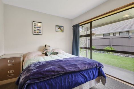 Photo of property in 4 Strachan Place, Rangiora, 7400