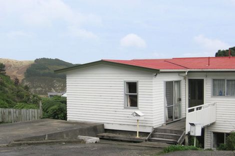 Photo of property in 5a Anzia Way, Johnsonville, Wellington, 6037