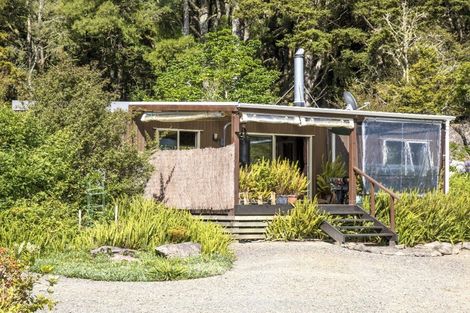 Photo of property in 729 Otaika Valley Road, Maungatapere, Whangarei, 0170