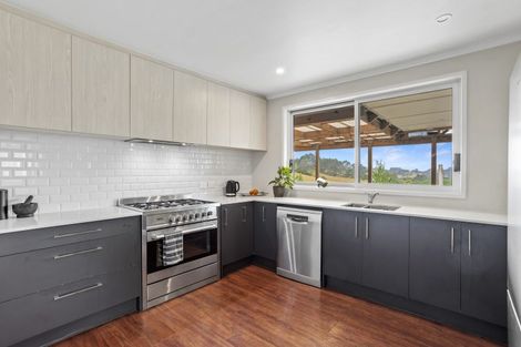 Photo of property in 136 Annett Road, Kumeu, 0891