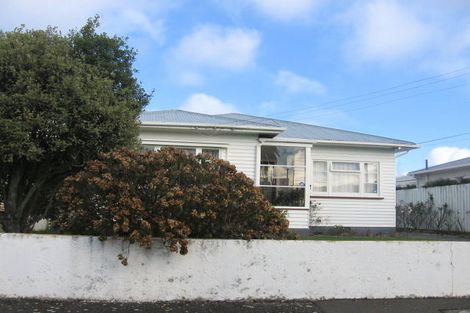 Photo of property in 12 Meadows Avenue, Waiwhetu, Lower Hutt, 5010