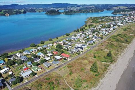 Photo of property in 10 Phillip Street, Ohope, 3121