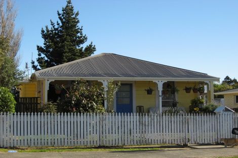 Photo of property in 6 Grey Street, Shannon, 4821