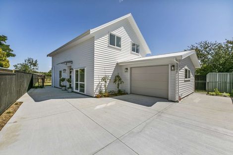 Photo of property in 39a Sutton Crescent, Papakura, 2110