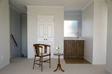 Photo of property in 127 Pah Road, Cockle Bay, Auckland, 2014
