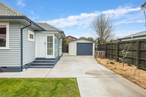 Photo of property in 92 Mcfaddens Road, St Albans, Christchurch, 8052