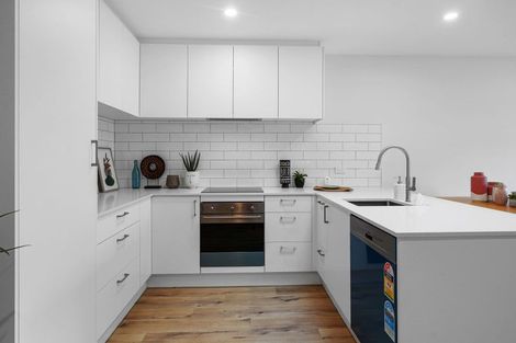 Photo of property in 6 Avonhead Road, Avonhead, Christchurch, 8042