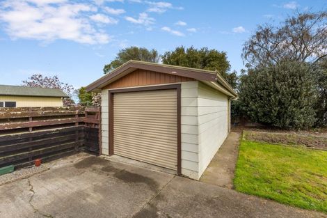 Photo of property in 35 Shelton Place, Feilding, 4702