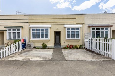 Photo of property in 2/602 Park Road South, Akina, Hastings, 4122