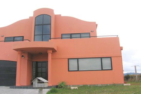 Photo of property in 19 Birkhall Grove, Strathmore Park, Wellington, 6022