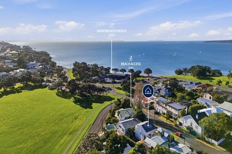 Photo of property in 2/76 Wairoa Road, Narrow Neck, Auckland, 0624