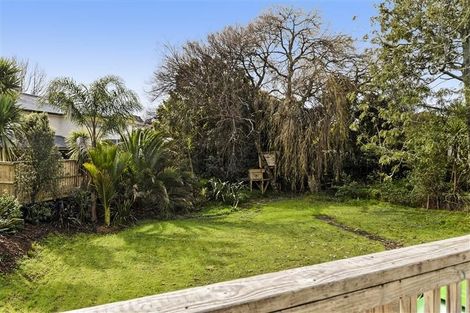 Photo of property in 14 Kirby Street, Glendene, Auckland, 0602