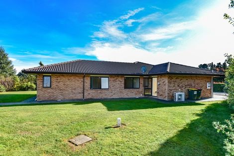 Photo of property in 2371 Homebush Road, Coalgate, 7673