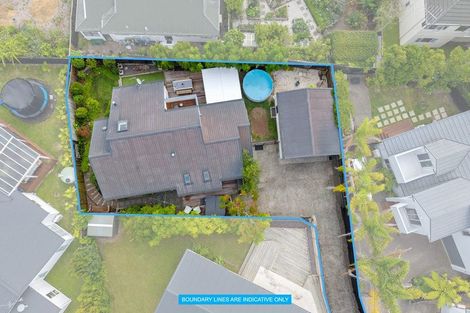 Photo of property in 2/8 Phillip Parade, Forrest Hill, Auckland, 0620