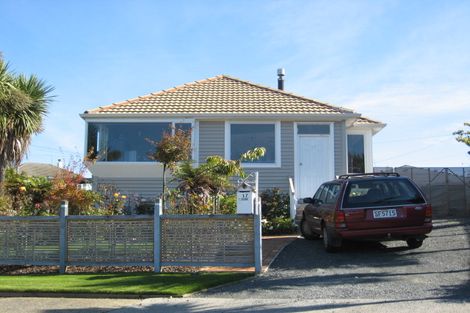 Photo of property in 17 Stenhope Crescent, Corstorphine, Dunedin, 9018