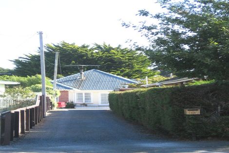 Photo of property in 12 Raukawa Grove, Trentham, Upper Hutt, 5018