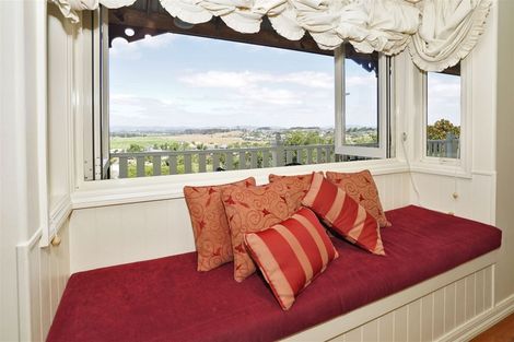 Photo of property in 16 Tironui Terrace, Western Heights, Hamilton, 3200