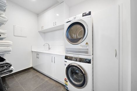 Photo of property in 17 Livingstone Lane, Frankton, Queenstown, 9300