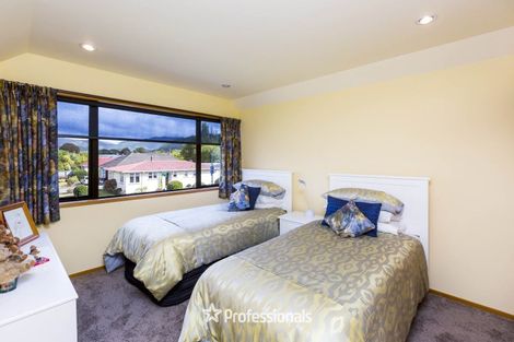 Photo of property in 64 Ebdentown Street, Ebdentown, Upper Hutt, 5018