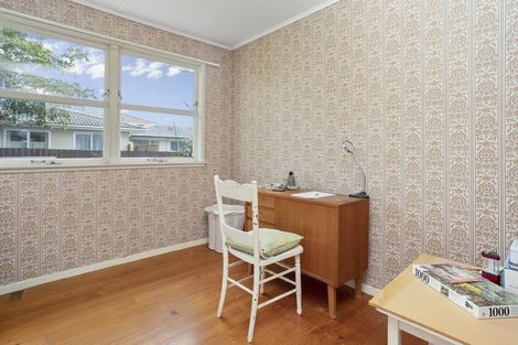 Photo of property in 63 Muir Avenue, Mangere Bridge, Auckland, 2022