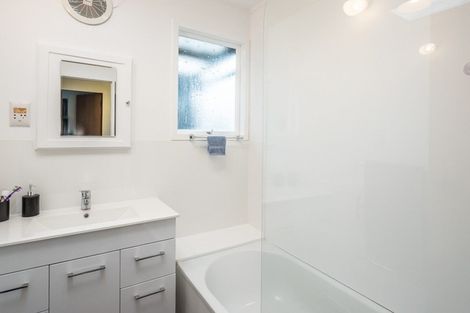 Photo of property in 10b Cypress Grove, Paraparaumu, 5032