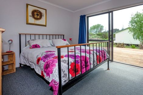 Photo of property in 30 Marlin Place, Whiritoa, Whangamata, 3691