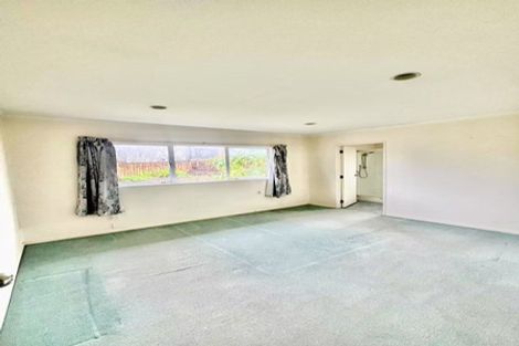 Photo of property in 546 Don Buck Road, Westgate, Auckland, 0614